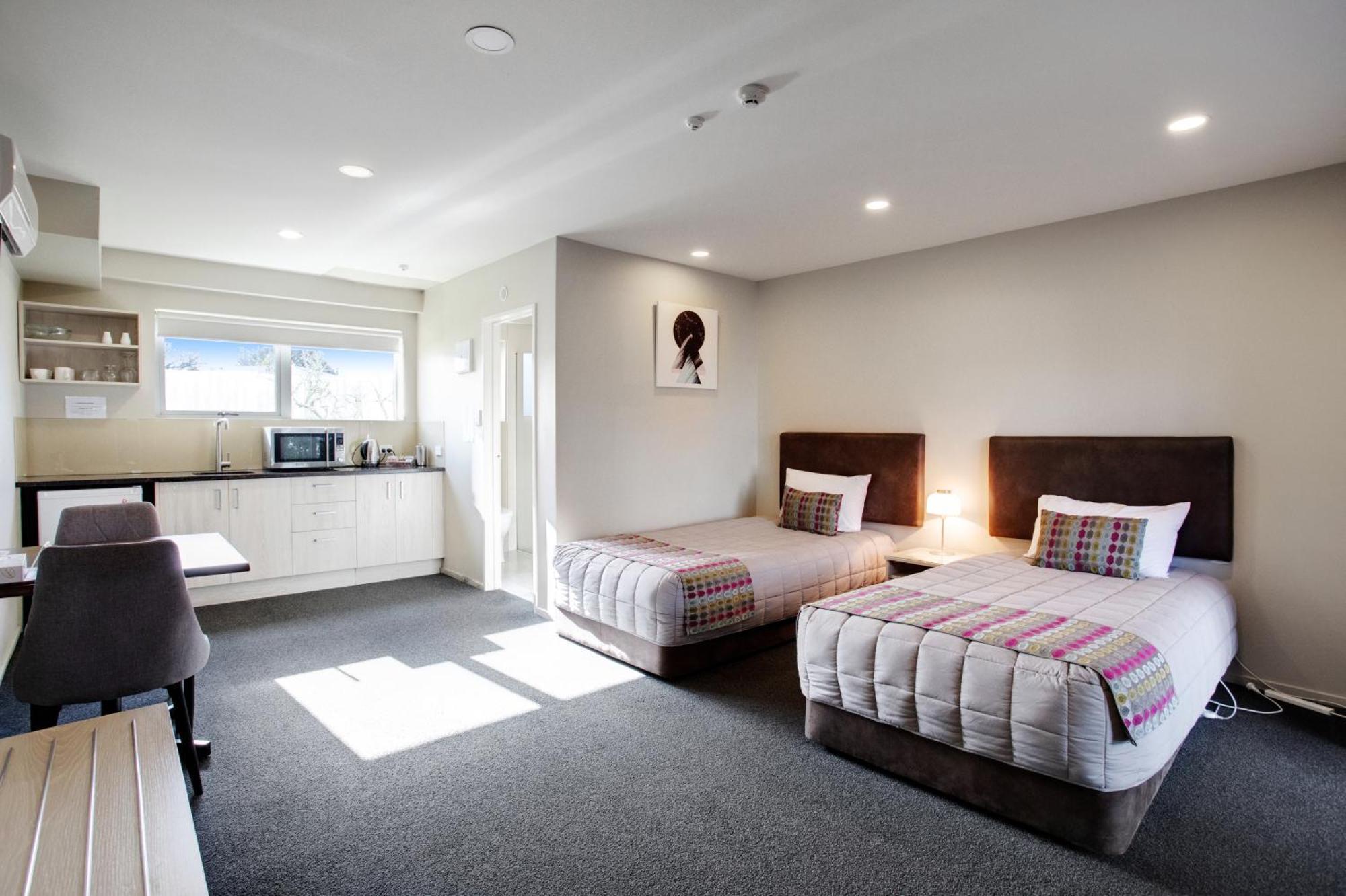 เอลเลอร์สลี ปาล์ม Motel โอ๊คแลนด์ ภายนอก รูปภาพ