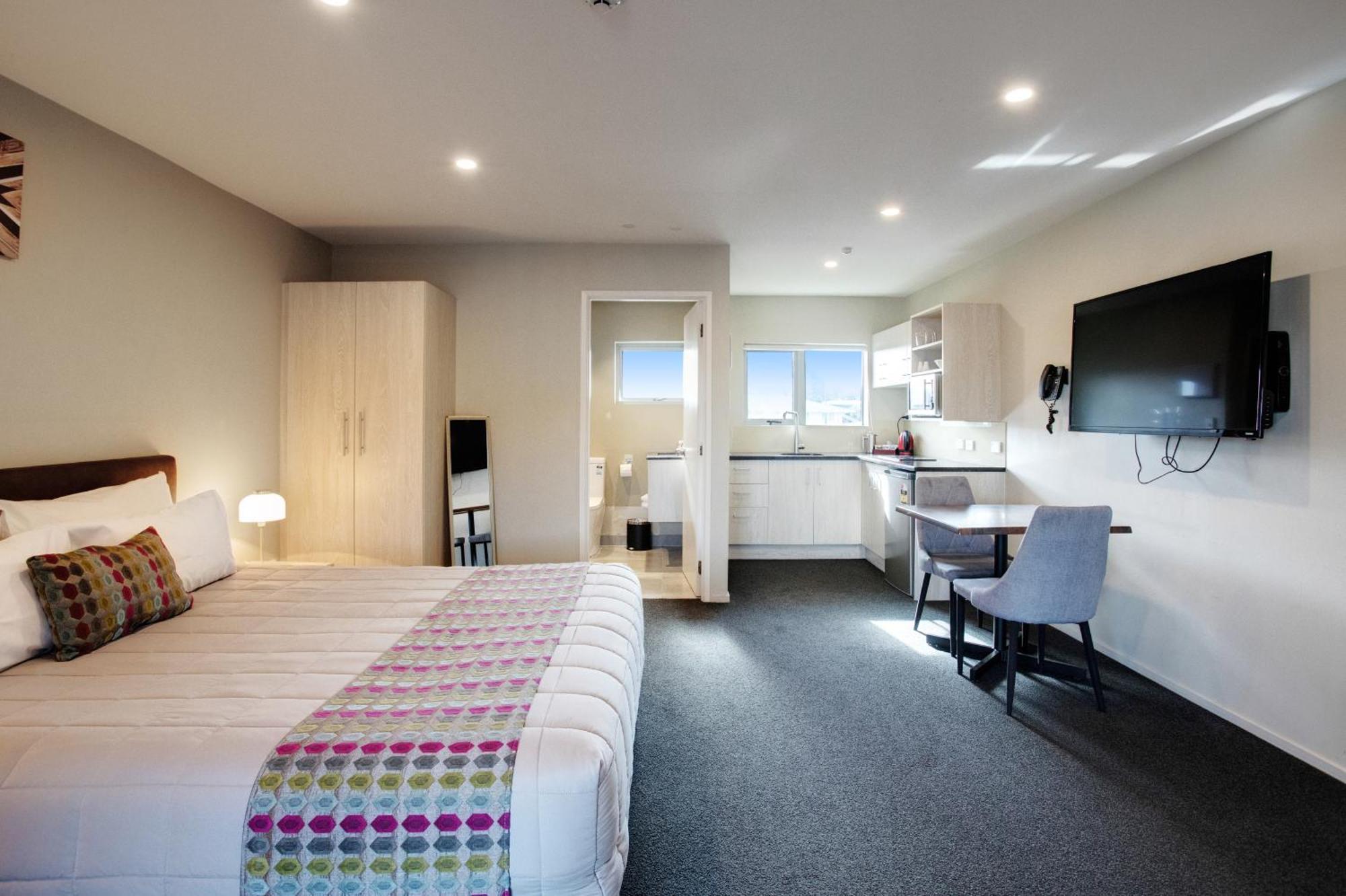 เอลเลอร์สลี ปาล์ม Motel โอ๊คแลนด์ ภายนอก รูปภาพ